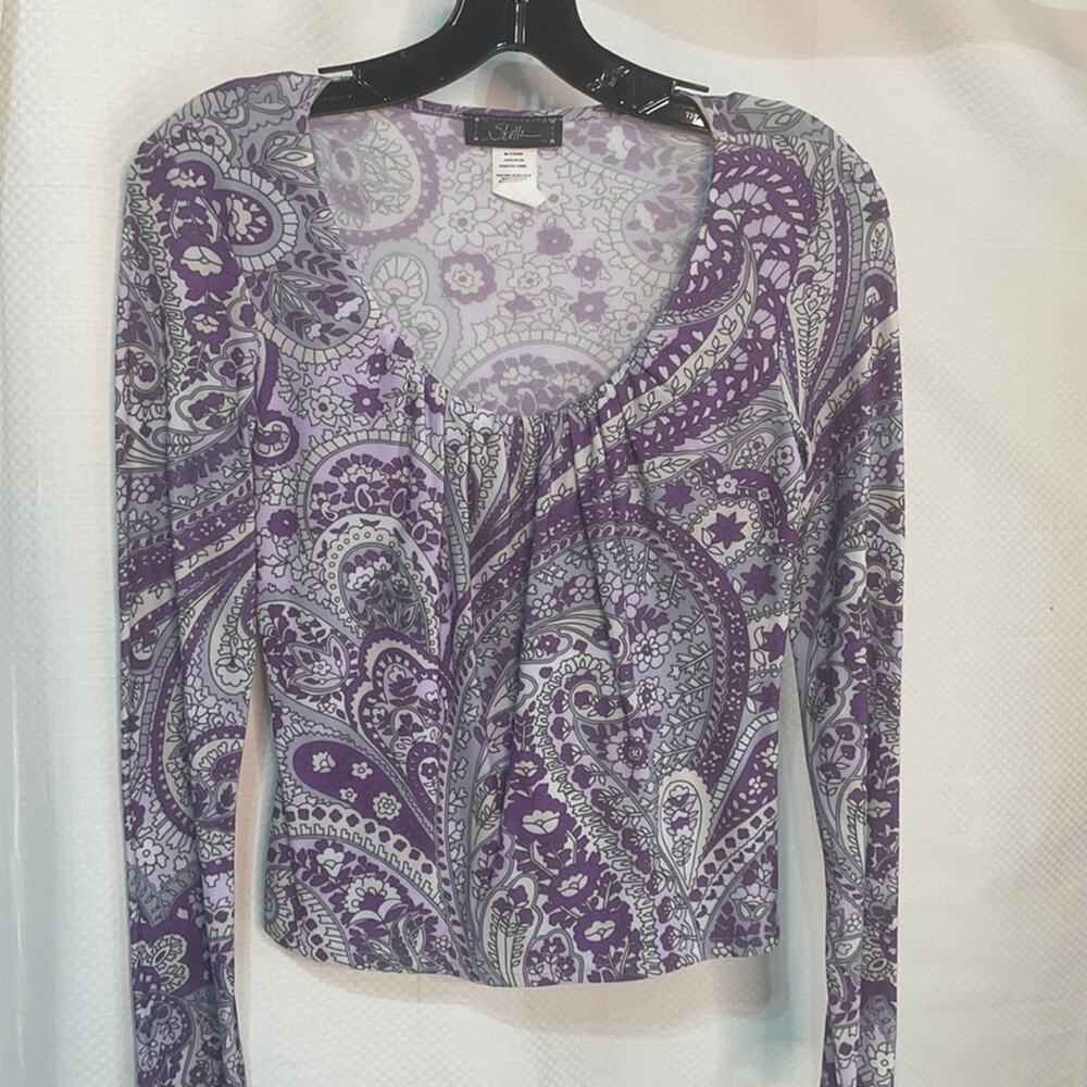 St. John Collection Purple Paisley Scoop Neck Long Sleeve Top